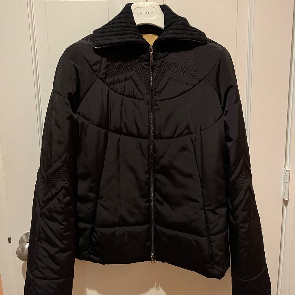 Off Season SPECIAL: ESCADA Sport Super stylish winter jacket